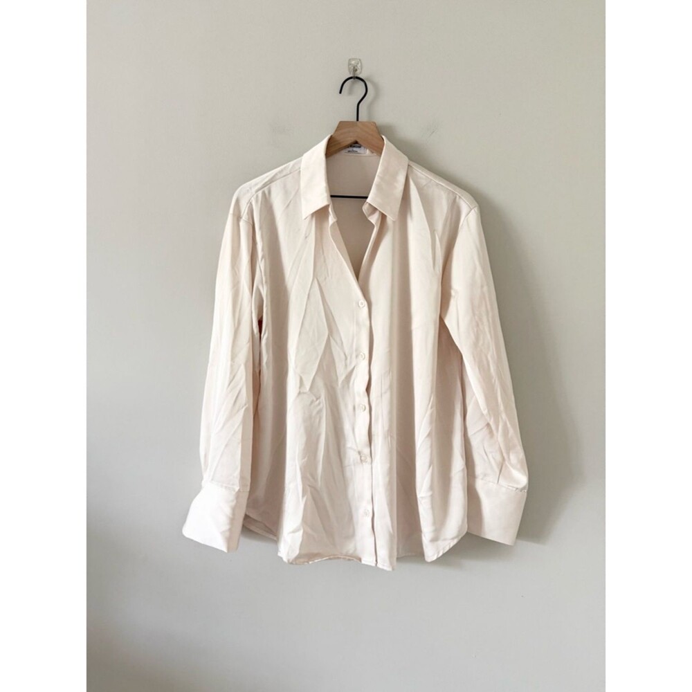 Workshop Republic Clothing Women's Button-Down Shirt in Satin Cream Size L